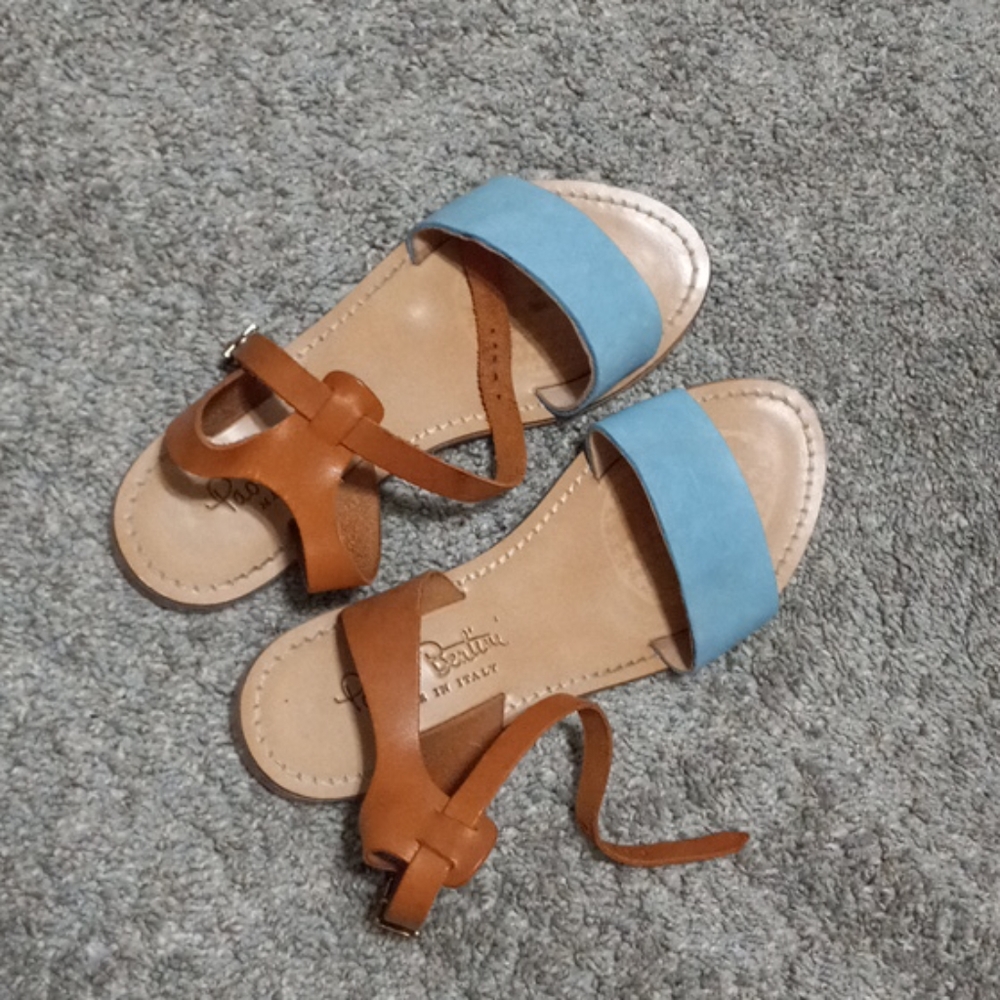 Leather Sandal Tan Turquoise Italian 7.5